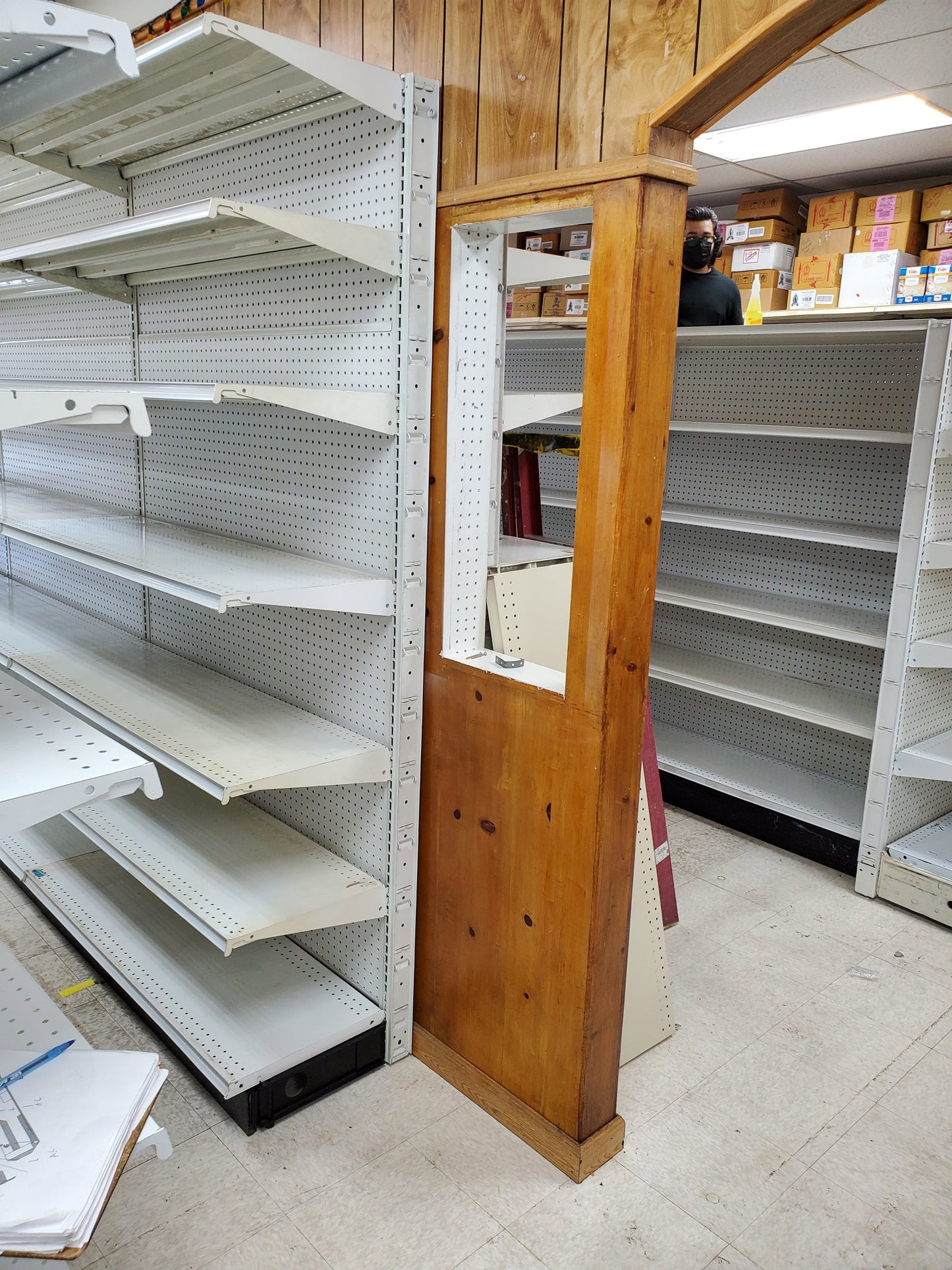 USED METAL GONDOLA SHELVING